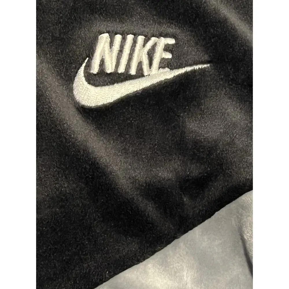 Nike size unstretched